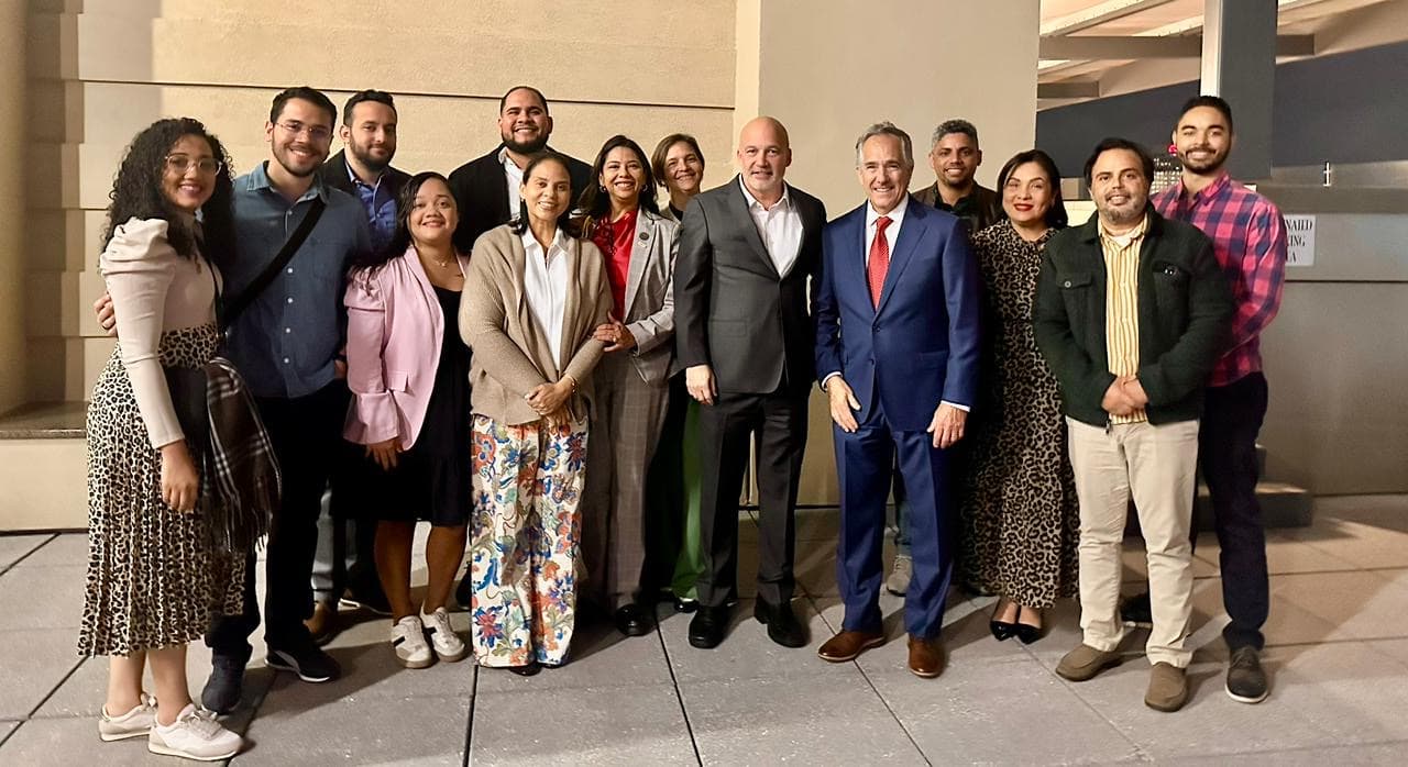 IDWeek 2025 — foto 1