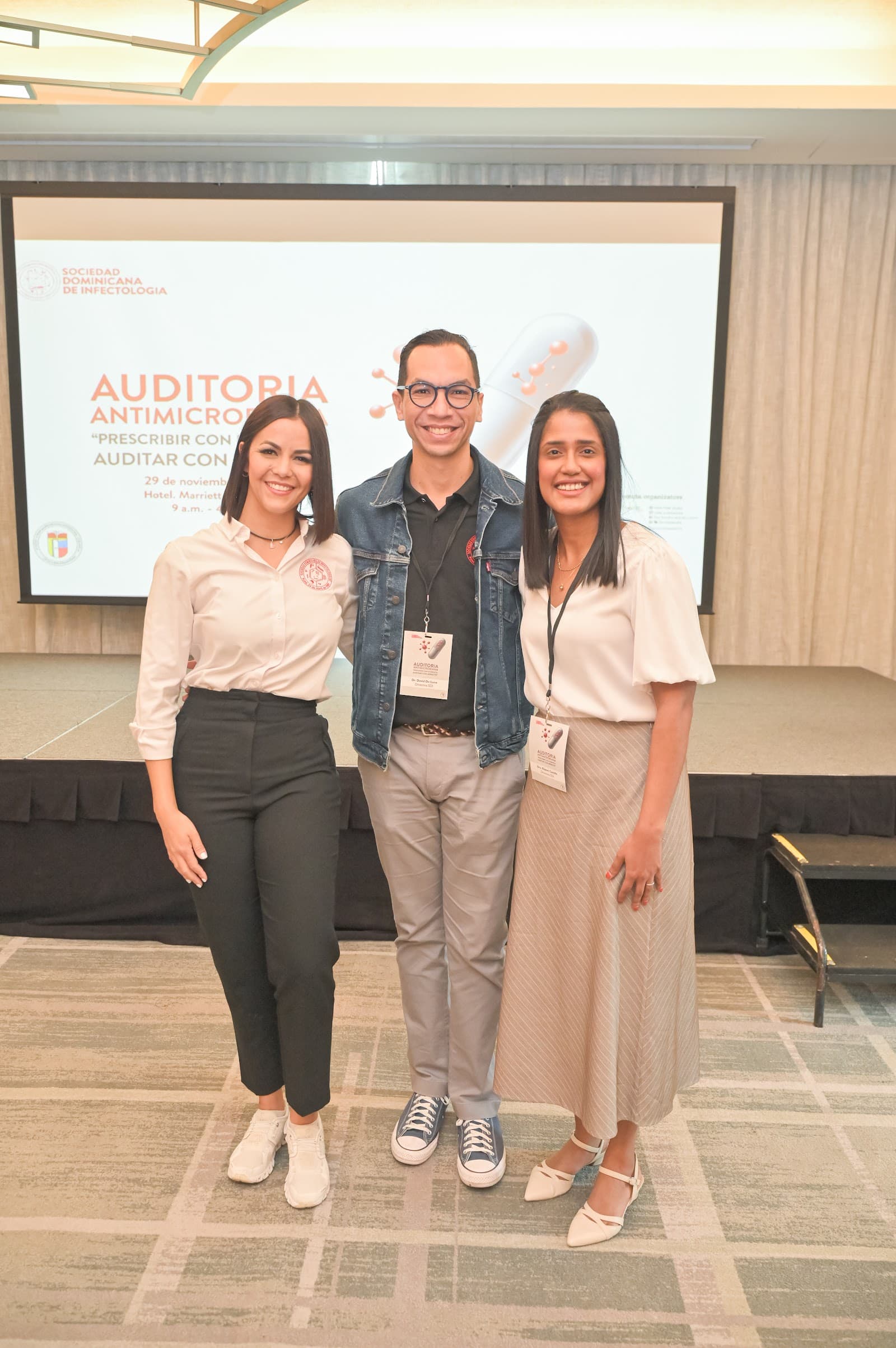 Taller Auditoría Antimicrobiana — foto 4