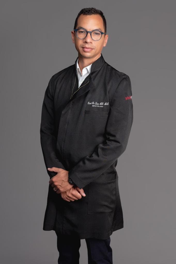 Dr. David De Luna