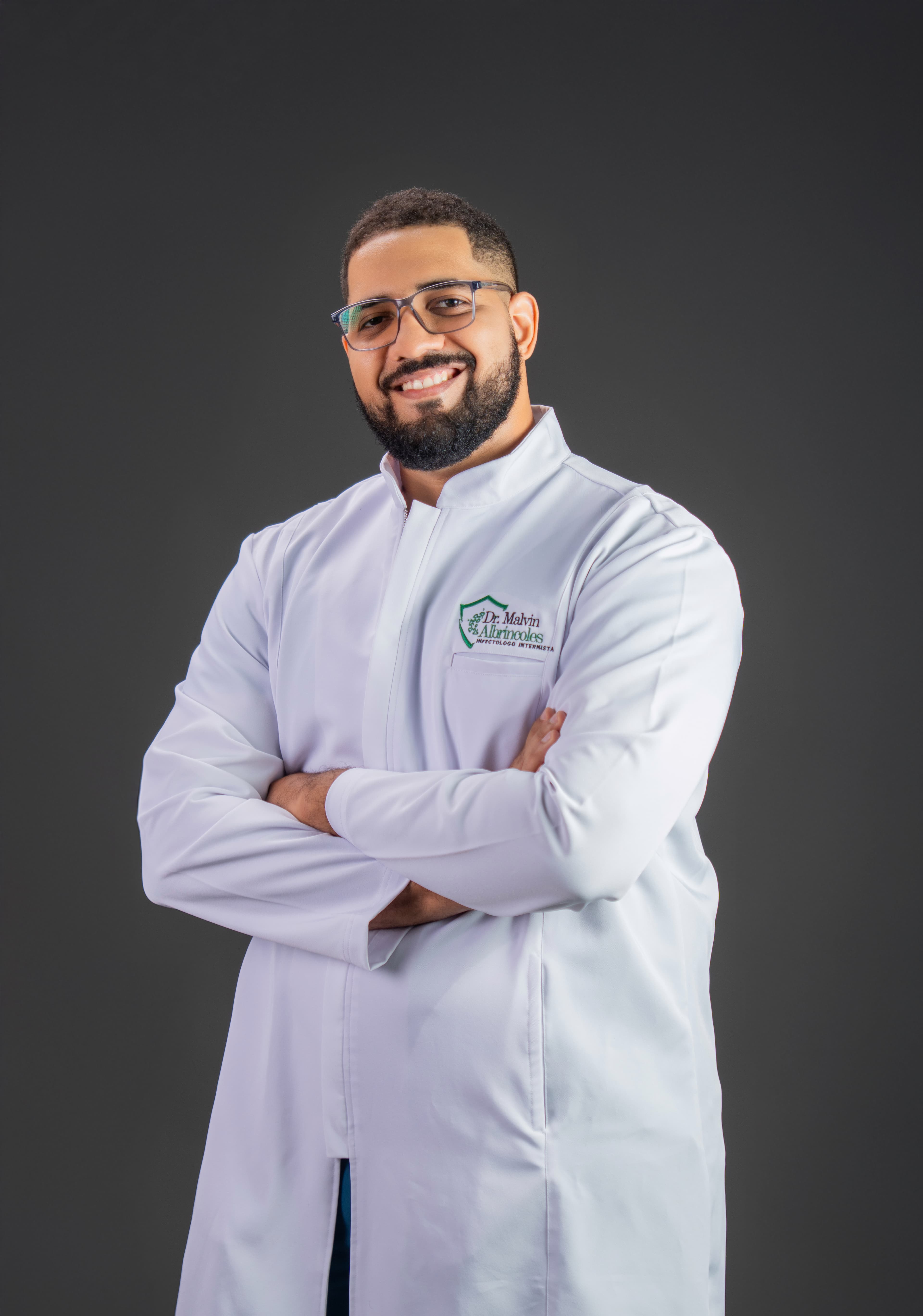 Dr. Malvin Albrincoles Jiménez