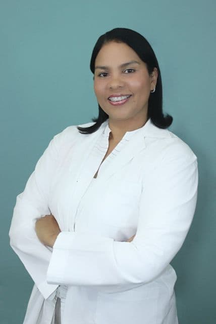 Dra. Talia Flores Veras