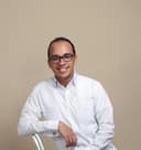 Dr. Yeison Reyes Burgos